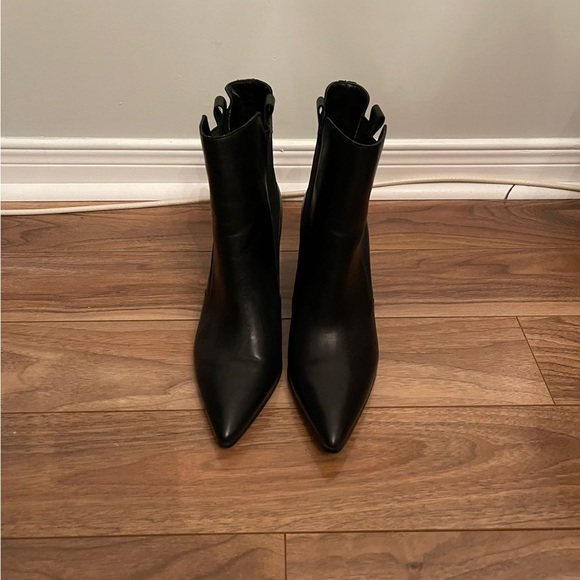 Kendall & Kylie Black Chunk Heel Ankle Boot - Size 10 - Picture 3 of 6